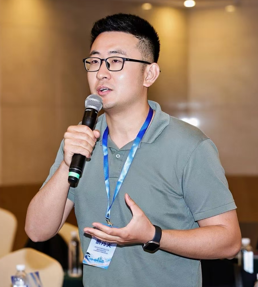 Dr. Naifu Peng